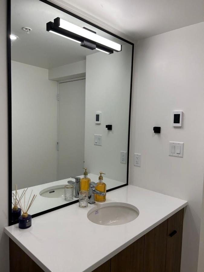 Victoria Private Studio Suite Colwood Exterior photo